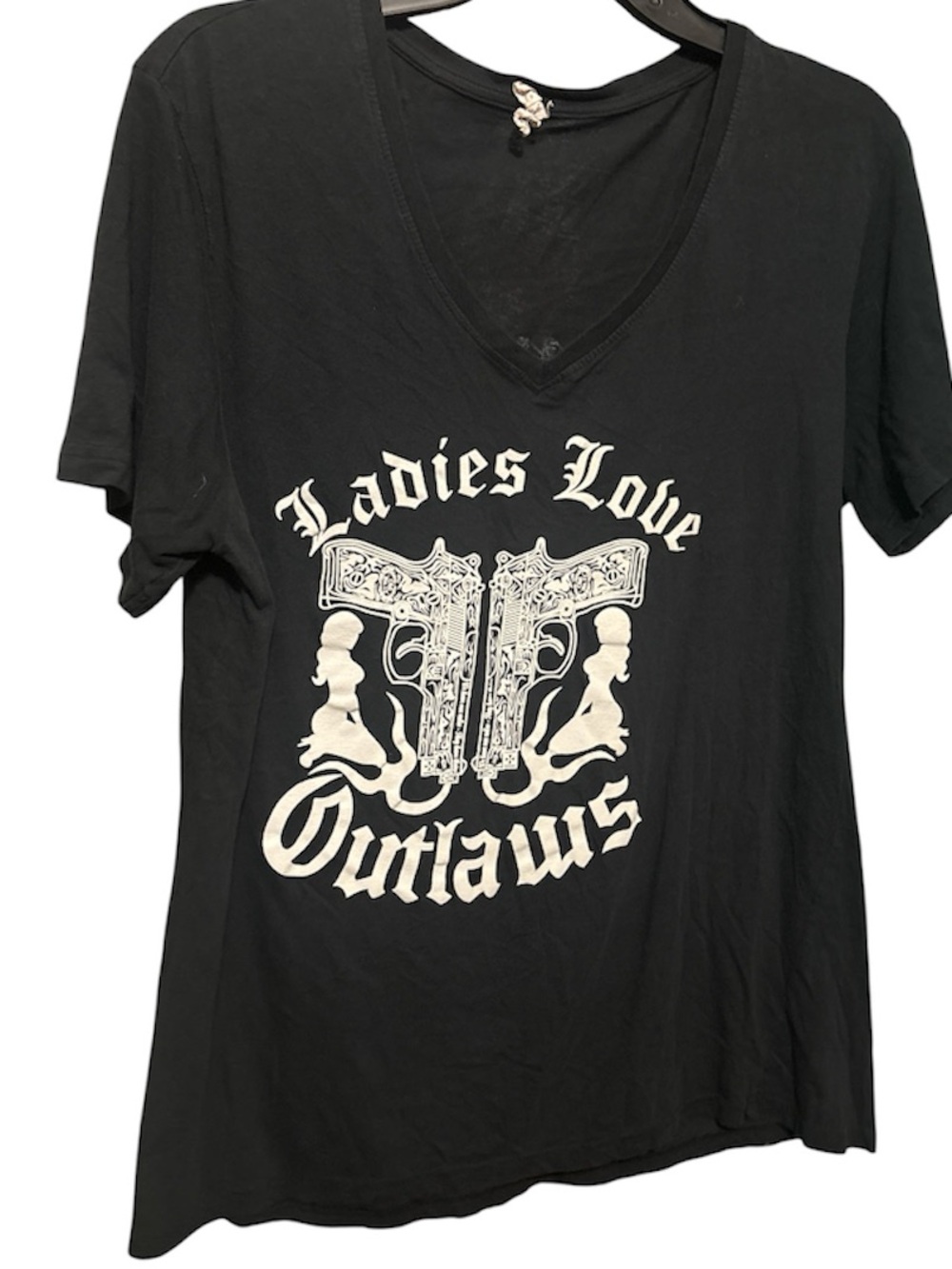 Ladies Love Outlaws W/Graphic V-Neck Top